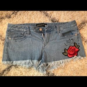 Express Rose Jean Shorts!